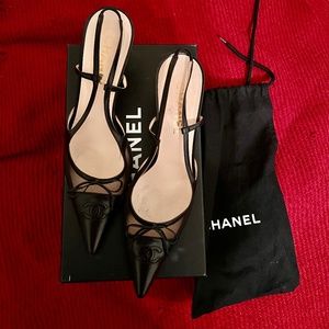 AUTHENTIC CLASSIC CHANEL SLINGS